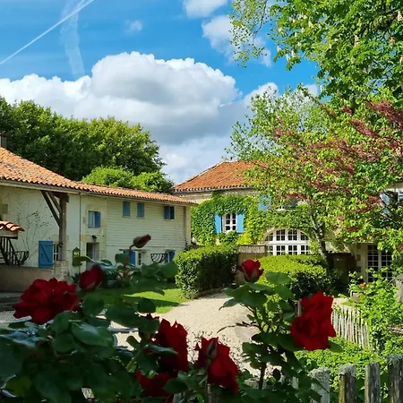 Les Mirandes - Le Beauregard Vakantiehuis *